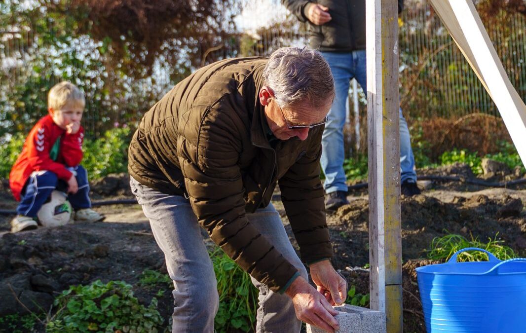 Eerste steen kleed- en clubgebouw EMM’21 